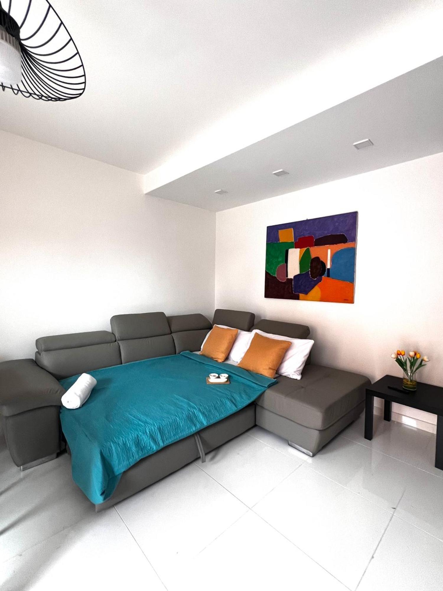Roma Airport Sky Apartments Fiumicino Extérieur photo